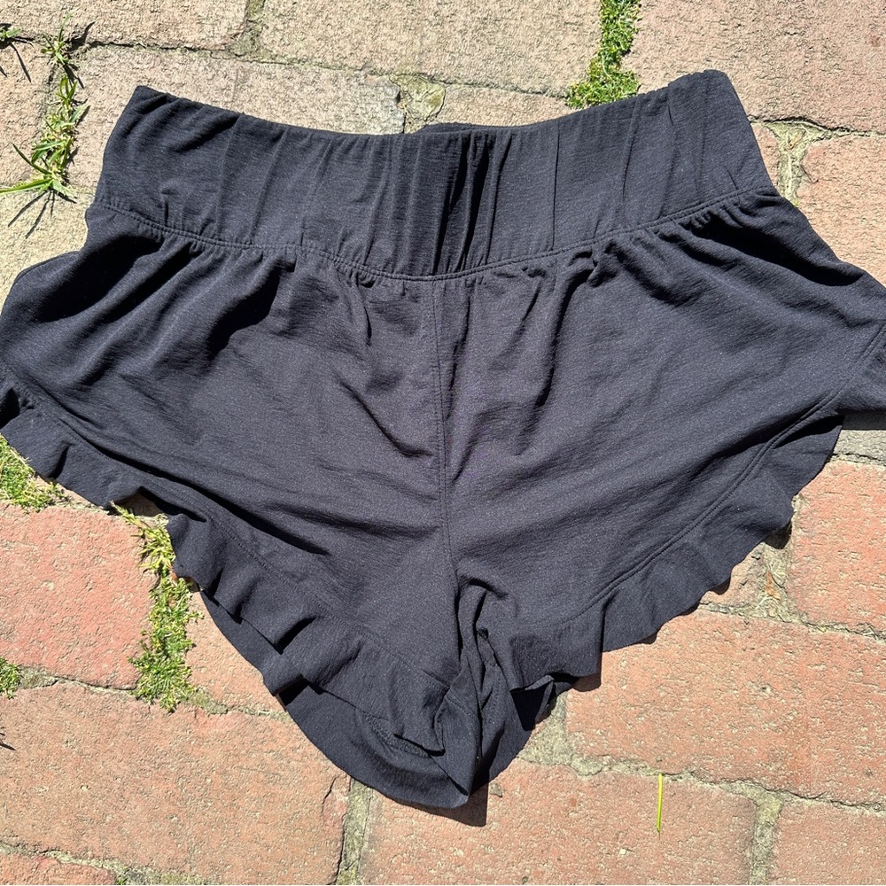 Free people black short